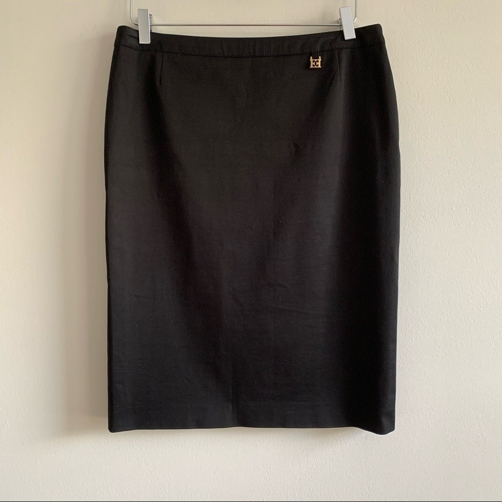 Escada Vintage black pencil skirt wirh charm logo